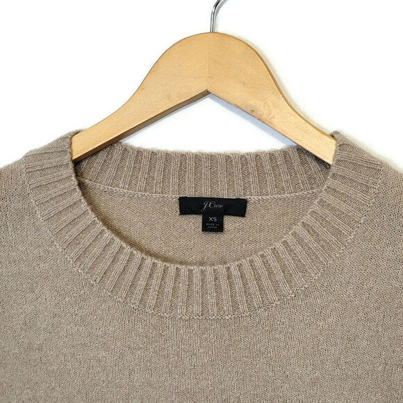 J. Crew Chevron Knit Scoop Neck Sweater Cozy Classic Preppy Layering XS - Picture 2 of 11